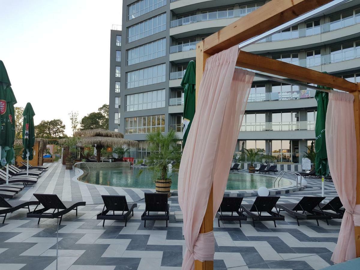 Allure Beach Resort Aparthotel Primorsko Exterior foto